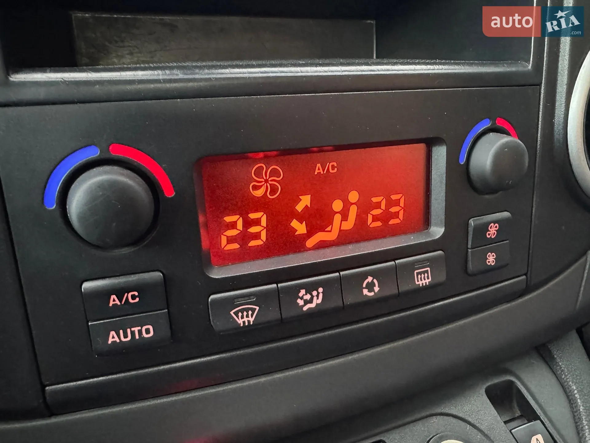 2011 Citroen Berlingo - мініатюра 38