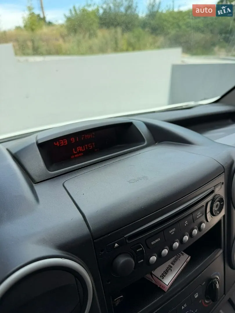 2011 Citroen Berlingo - мініатюра 15