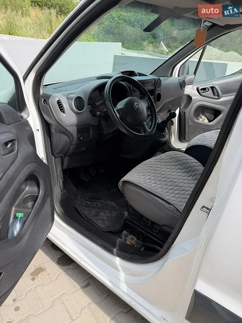 2011 Citroen Berlingo - мініатюра 17