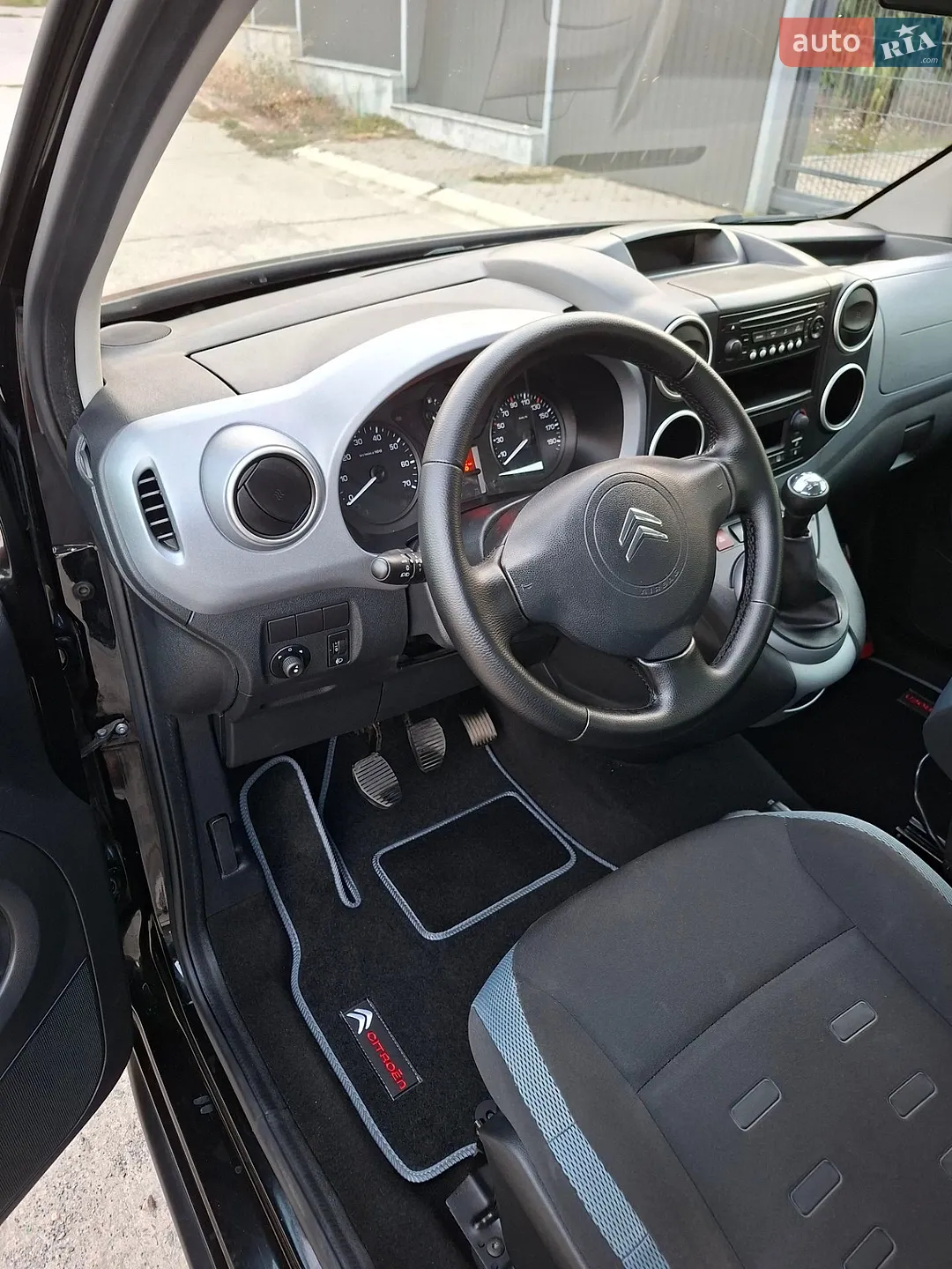 2011 Citroen Berlingo - мініатюра 18