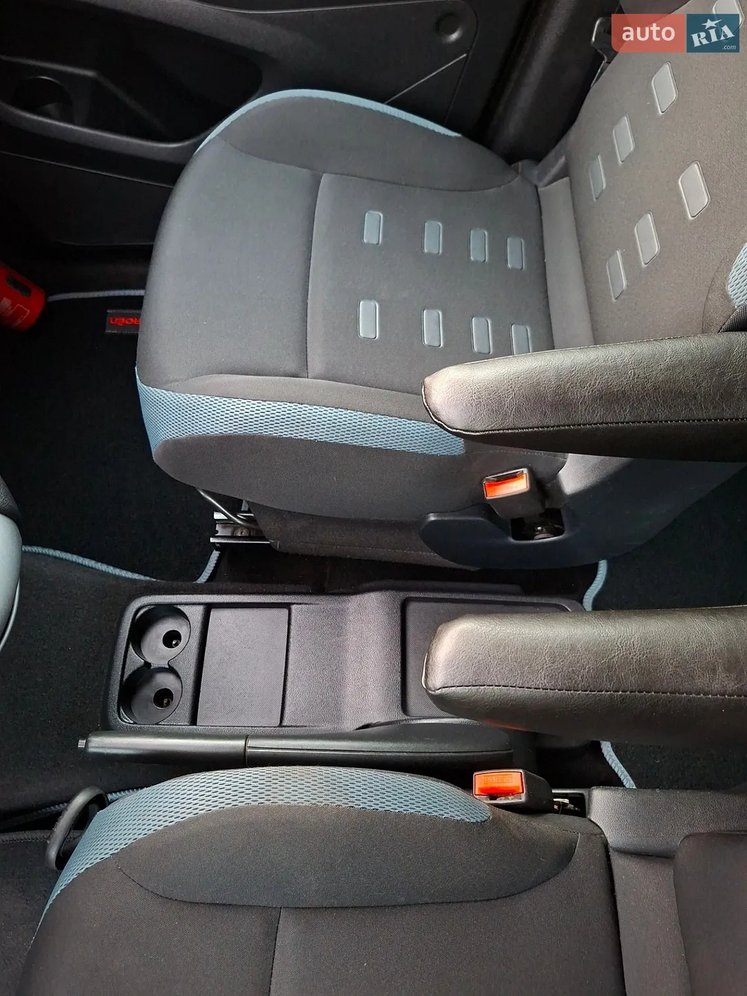 2011 Citroen Berlingo - мініатюра 41