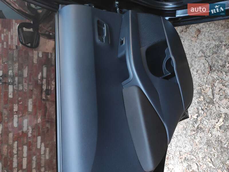 Позашляховик / Кросовер Citroen C-Crosser 2008 в Сумах фото 25 Позашляховик / Кросовер Citroen C-Crosser 2008 в Сумах