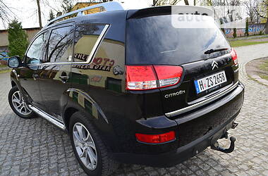 Позашляховик / Кросовер Citroen C-Crosser 2009 в 