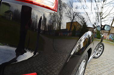 Позашляховик / Кросовер Citroen C-Crosser 2009 в 
