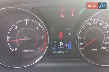 Внедорожник / Кроссовер Citroen C-Crosser 2010 в 