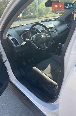 Внедорожник / Кроссовер Citroen C-Crosser 2010 в 