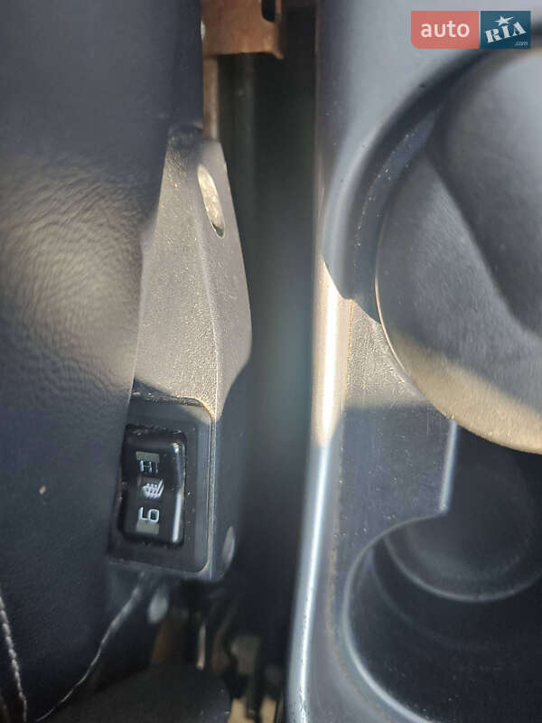 Позашляховик / Кросовер Citroen C-Crosser 2008 в Тернополі