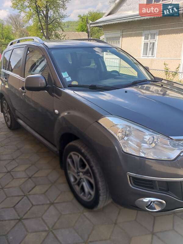 Внедорожник / Кроссовер Citroen C-Crosser 2008 в Косове