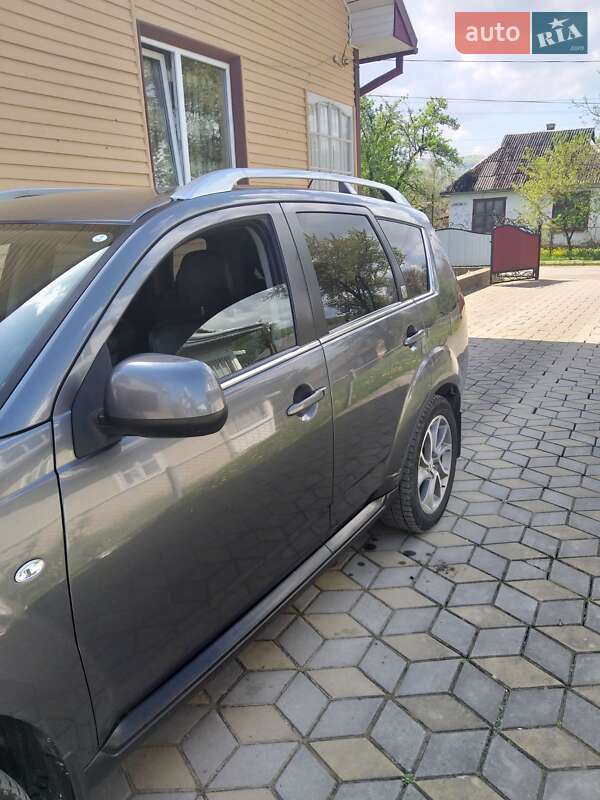 Внедорожник / Кроссовер Citroen C-Crosser 2008 в Косове