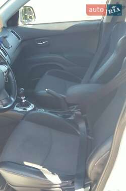 Позашляховик / Кросовер Citroen C-Crosser 2010 в 