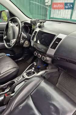 Позашляховик / Кросовер Citroen C-Crosser 2011 в 