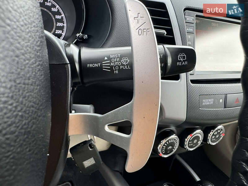 Позашляховик / Кросовер Citroen C-Crosser 2012 в Стрию