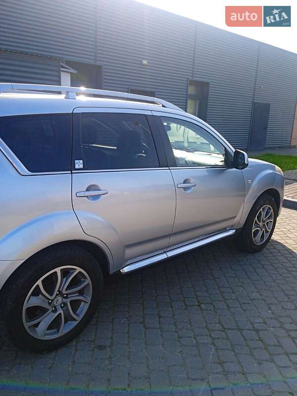 Позашляховик / Кросовер Citroen C-Crosser 2008 в Стрию