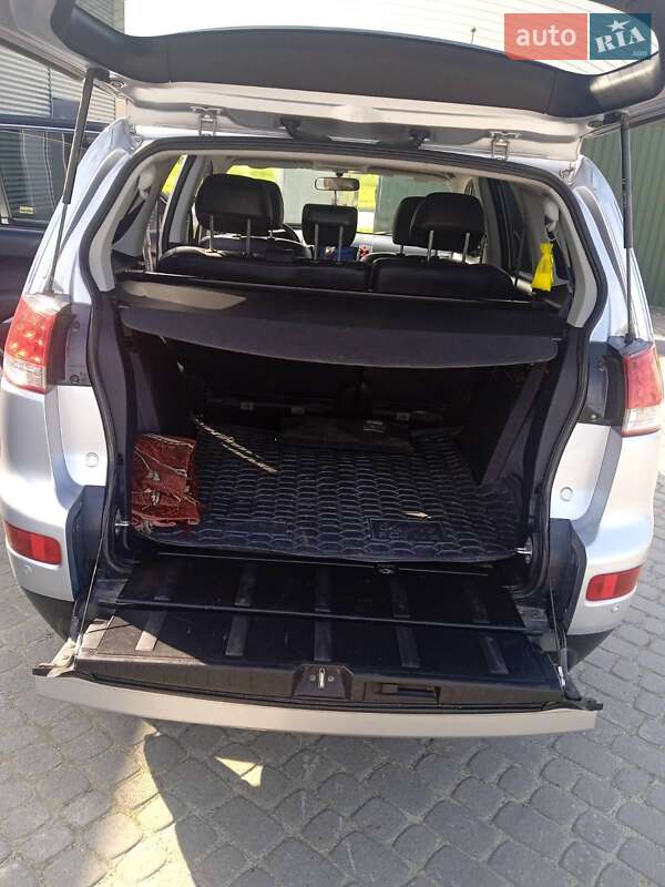 Позашляховик / Кросовер Citroen C-Crosser 2008 в Стрию