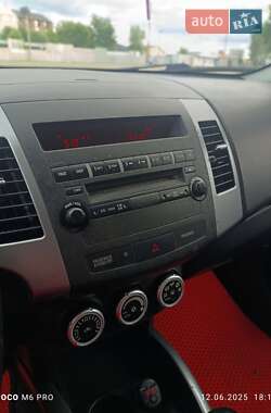 Внедорожник / Кроссовер Citroen C-Crosser 2009 в 
