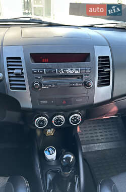 Внедорожник / Кроссовер Citroen C-Crosser 2009 в 