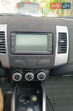 Внедорожник / Кроссовер Citroen C-Crosser 2007 в 