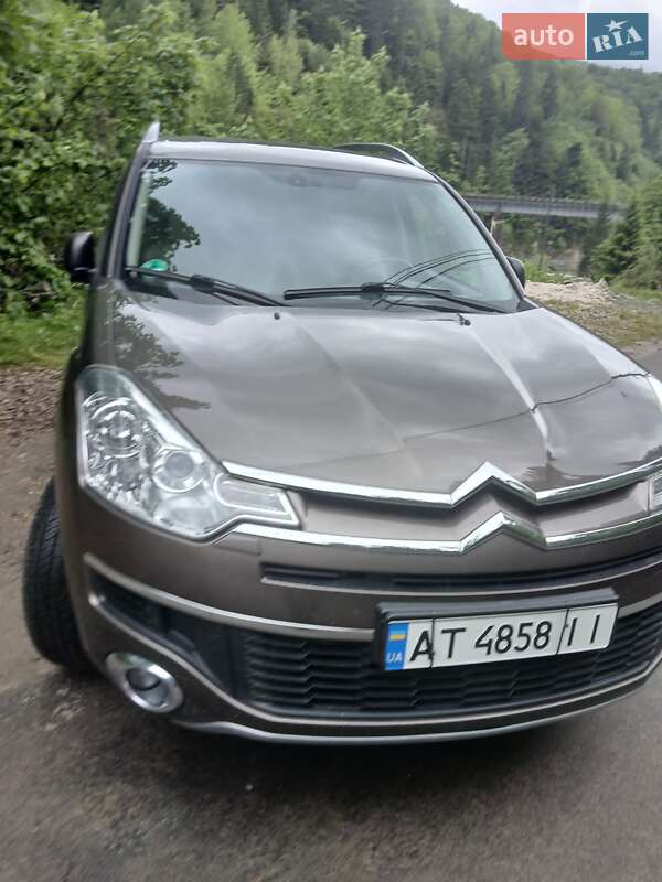 Citroen C-Crosser 2012