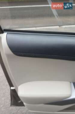 Внедорожник / Кроссовер Citroen C-Crosser 2012 в 