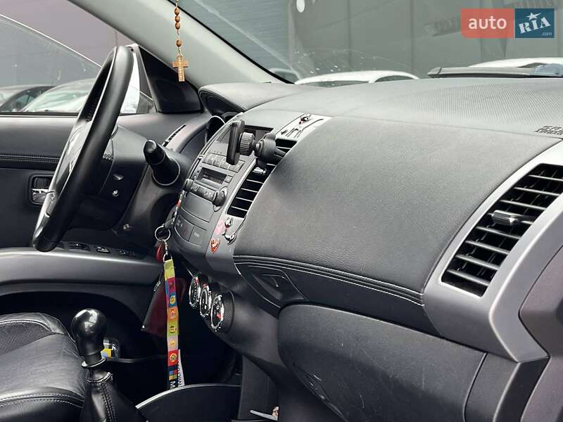 Внедорожник / Кроссовер Citroen C-Crosser 2011 в Львове фото 3 Внедорожник / Кроссовер Citroen C-Crosser 2011 в Львове