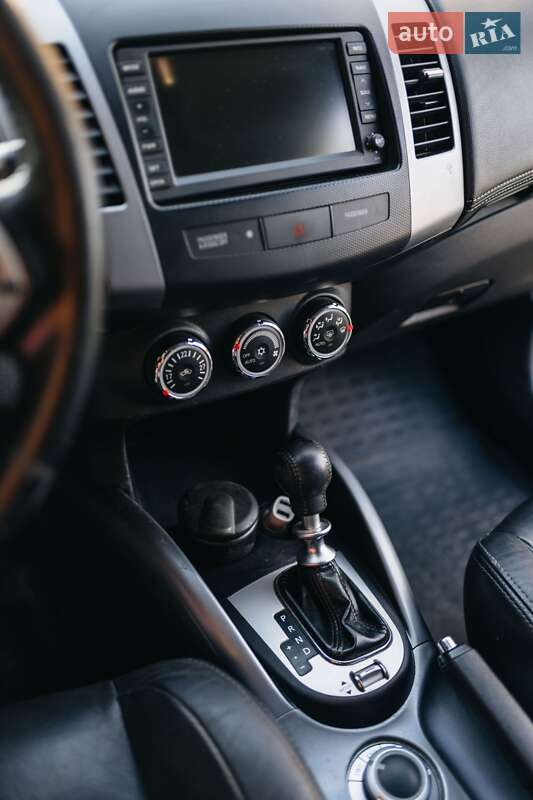 Внедорожник / Кроссовер Citroen C-Crosser 2010 в Бурштыне