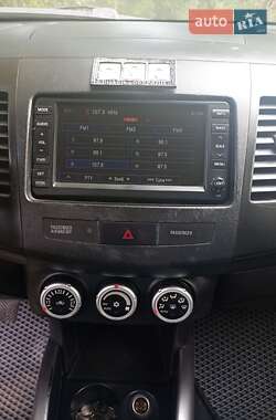 Citroen C-Crosser 2009