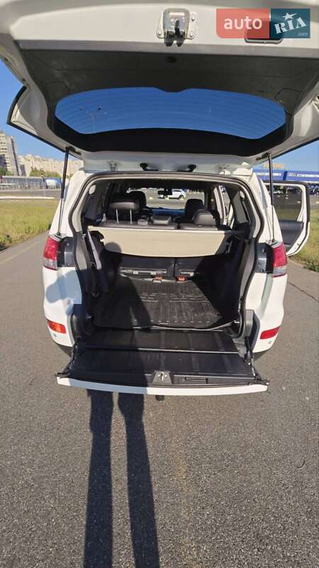 Позашляховик / Кросовер Citroen C-Crosser 2010 в Чернігові