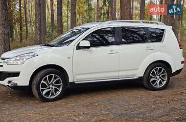 Позашляховик / Кросовер Citroen C-Crosser 2010 в 