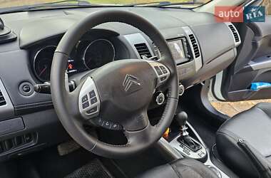 Позашляховик / Кросовер Citroen C-Crosser 2010 в 