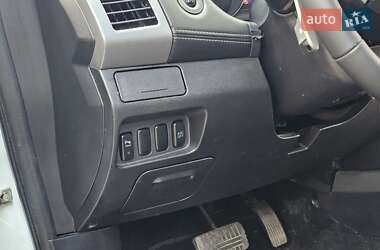 Позашляховик / Кросовер Citroen C-Crosser 2010 в 