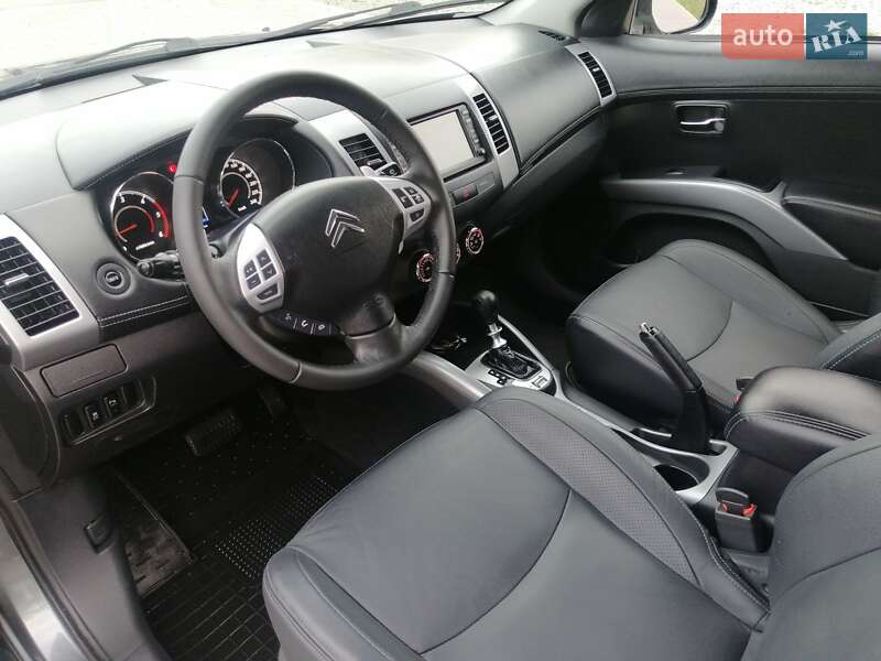 Позашляховик / Кросовер Citroen C-Crosser 2012 в Рівному фото 26 Позашляховик / Кросовер Citroen C-Crosser 2012 в Рівному
