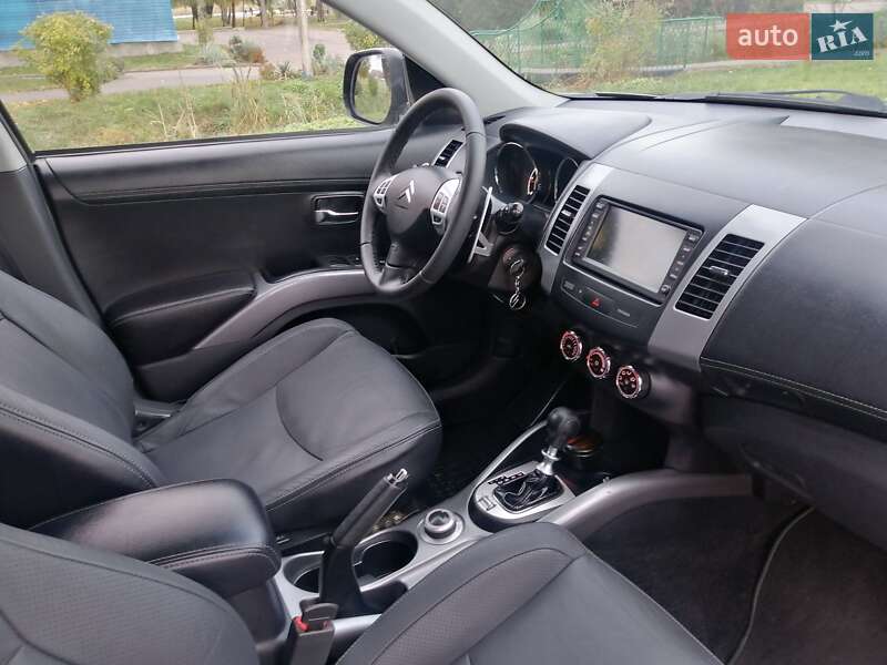 Позашляховик / Кросовер Citroen C-Crosser 2012 в Рівному фото 46 Позашляховик / Кросовер Citroen C-Crosser 2012 в Рівному
