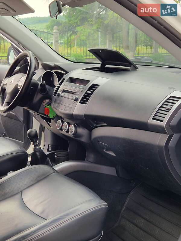 Внедорожник / Кроссовер Citroen C-Crosser 2008 в Золочеве фото 26 Внедорожник / Кроссовер Citroen C-Crosser 2008 в Золочеве