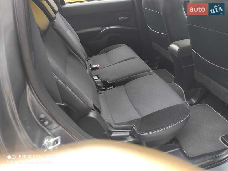 Внедорожник / Кроссовер Citroen C-Crosser 2010 в Луцке фото 24 Внедорожник / Кроссовер Citroen C-Crosser 2010 в Луцке