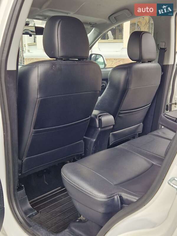 Внедорожник / Кроссовер Citroen C-Crosser 2008 в Золочеве фото 49 Внедорожник / Кроссовер Citroen C-Crosser 2008 в Золочеве