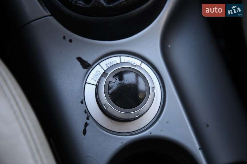 Позашляховик / Кросовер Citroen C-Crosser 2007 в Харкові