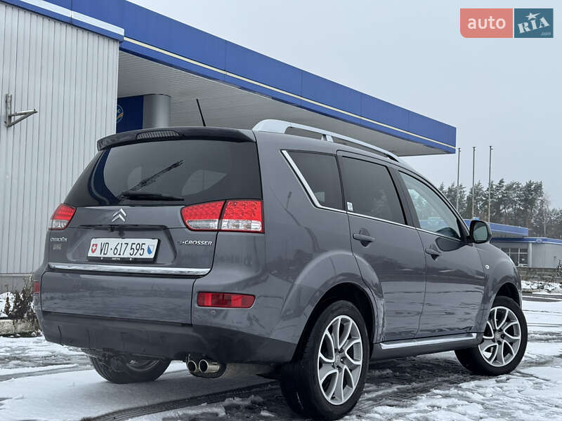 Позашляховик / Кросовер Citroen C-Crosser 2010 в Радивиліві