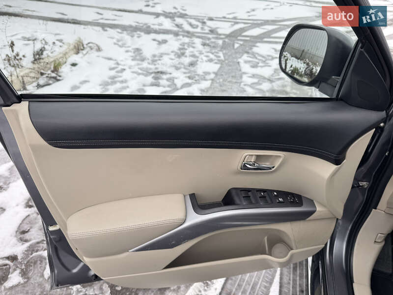 Позашляховик / Кросовер Citroen C-Crosser 2010 в Радивиліві