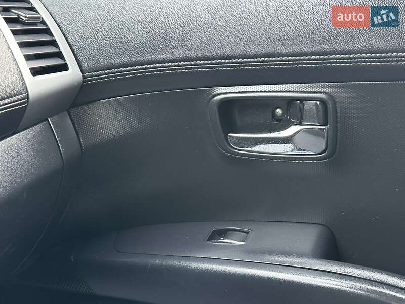 Внедорожник / Кроссовер Citroen C-Crosser 2011 в Коломые фото 73 Внедорожник / Кроссовер Citroen C-Crosser 2011 в Коломые