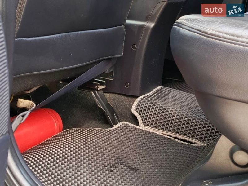 Внедорожник / Кроссовер Citroen C-Crosser 2010 в Коломые