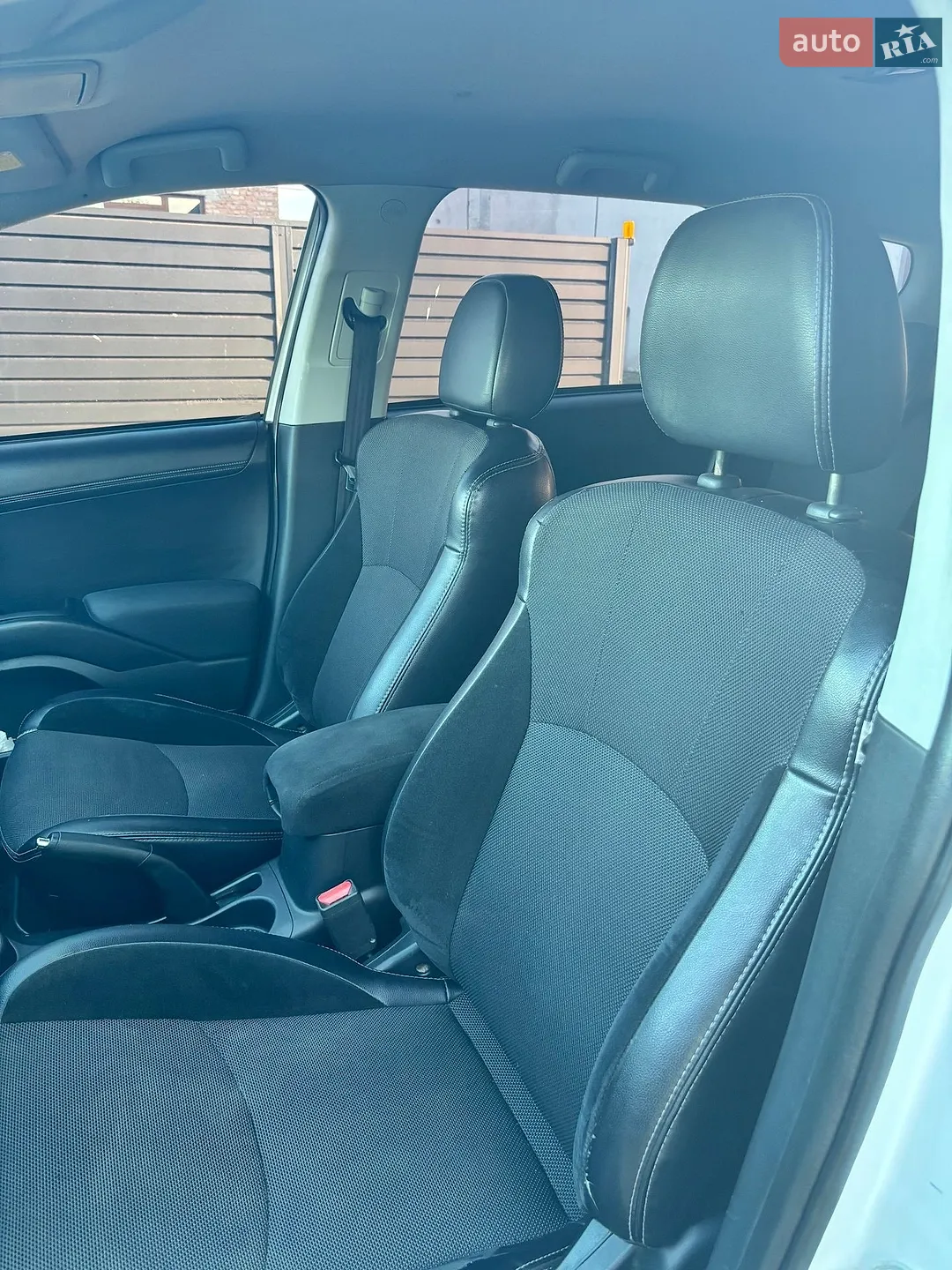 2012 Citroen C-Crosser - мініатюра 3