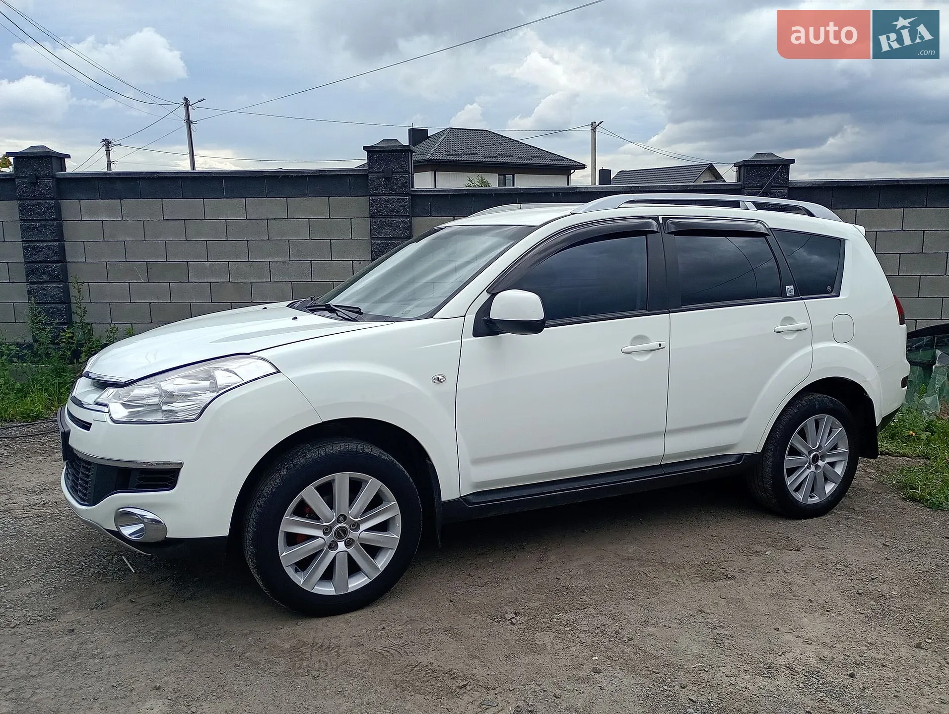 2010 Citroen C-Crosser - мініатюра 15