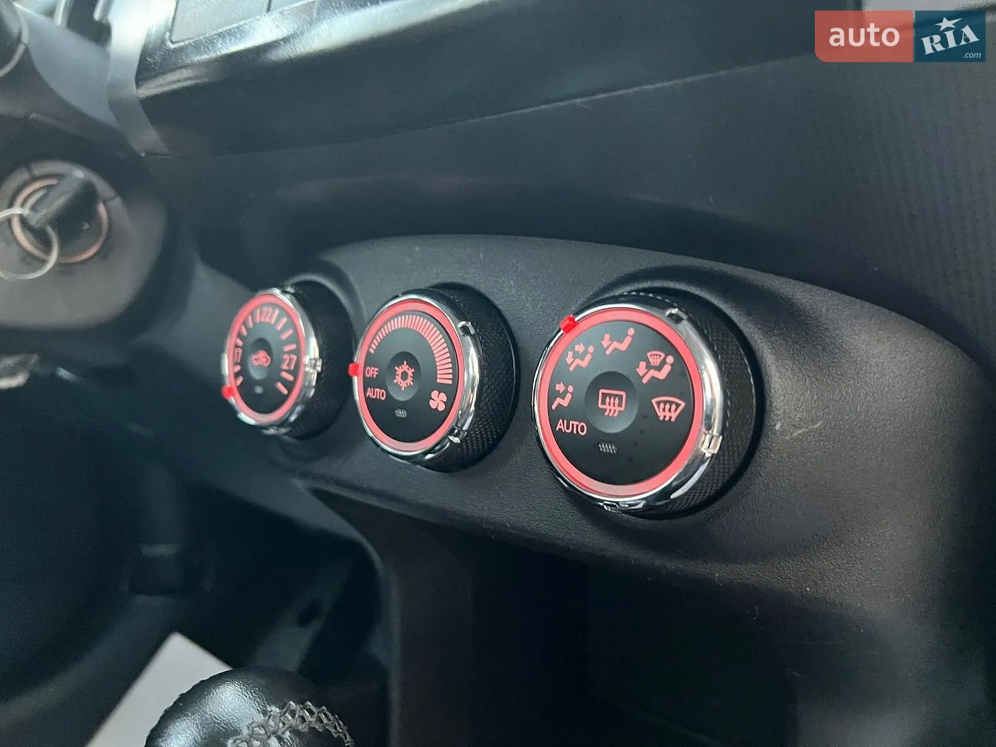 2010 Citroen C-Crosser - мініатюра 104