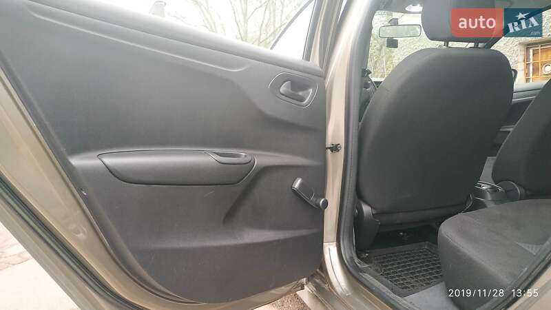 Седан Citroen C-Elysee 2013 в Звягелі