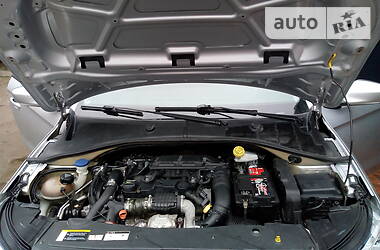 Седан Citroen C-Elysee 2013 в 