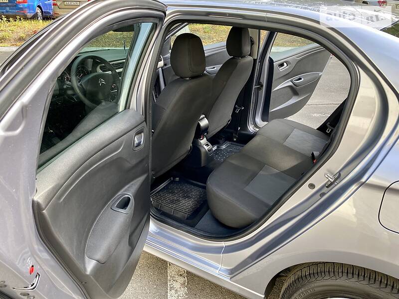 Седан Citroen C-Elysee 2017 в Киеве фото 29 Седан Citroen C-Elysee 2017 в Киеве