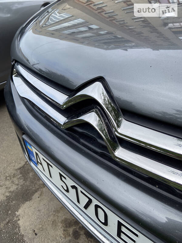 Седан Citroen C-Elysee 2013 в Калуше