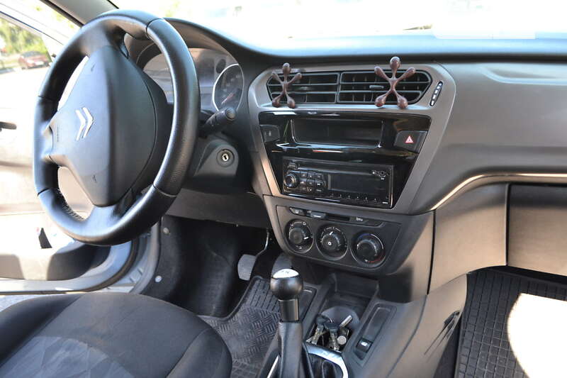Седан Citroen C-Elysee 2013 в Рівному