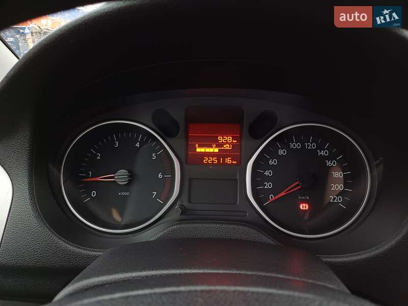 Седан Citroen C-Elysee 2016 в Луцке