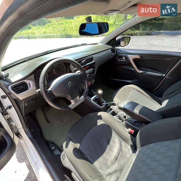 Седан Citroen C-Elysee 2013 в Виннице